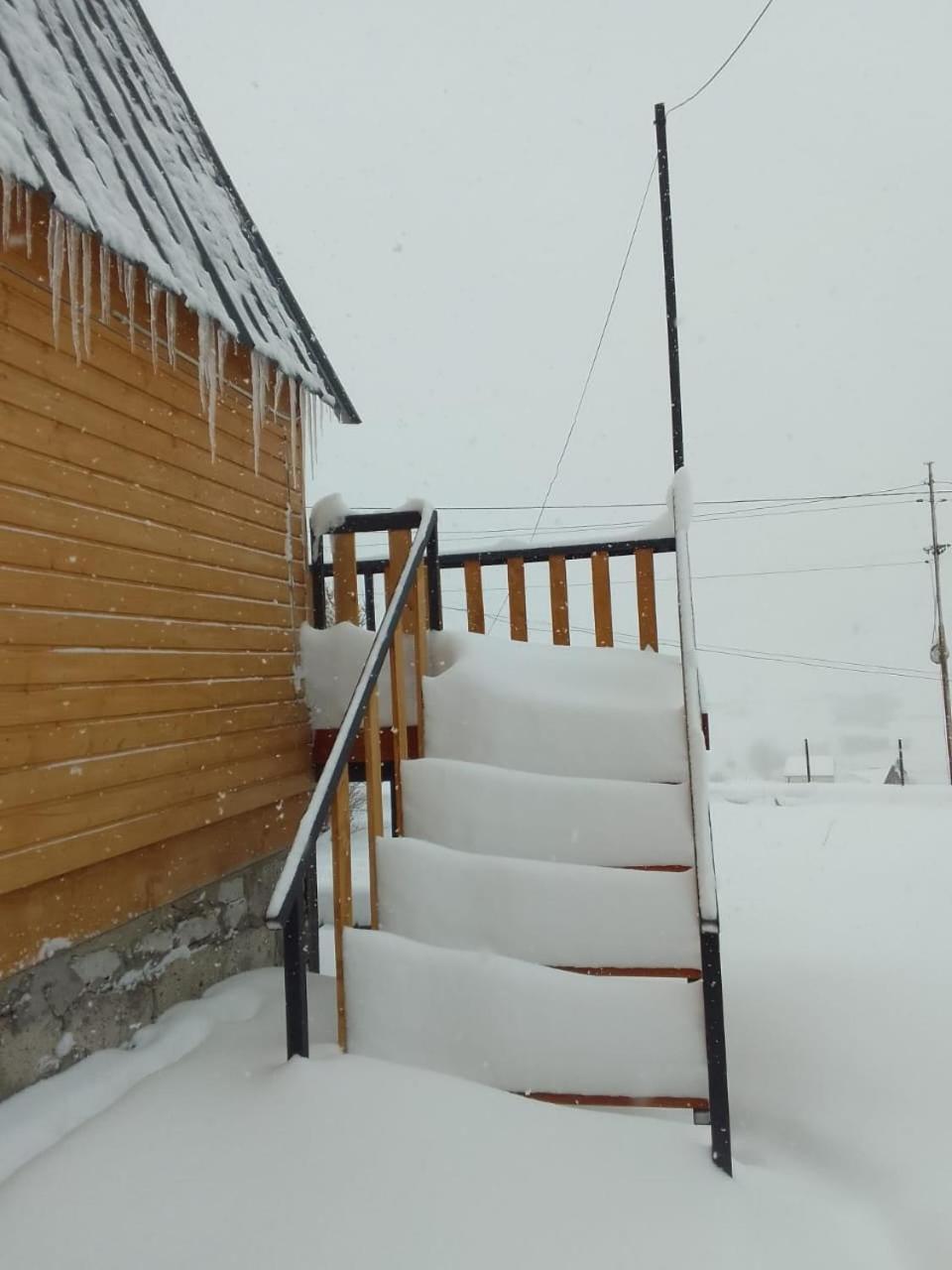 Emotion Kazbegi Apartment Екстериор снимка