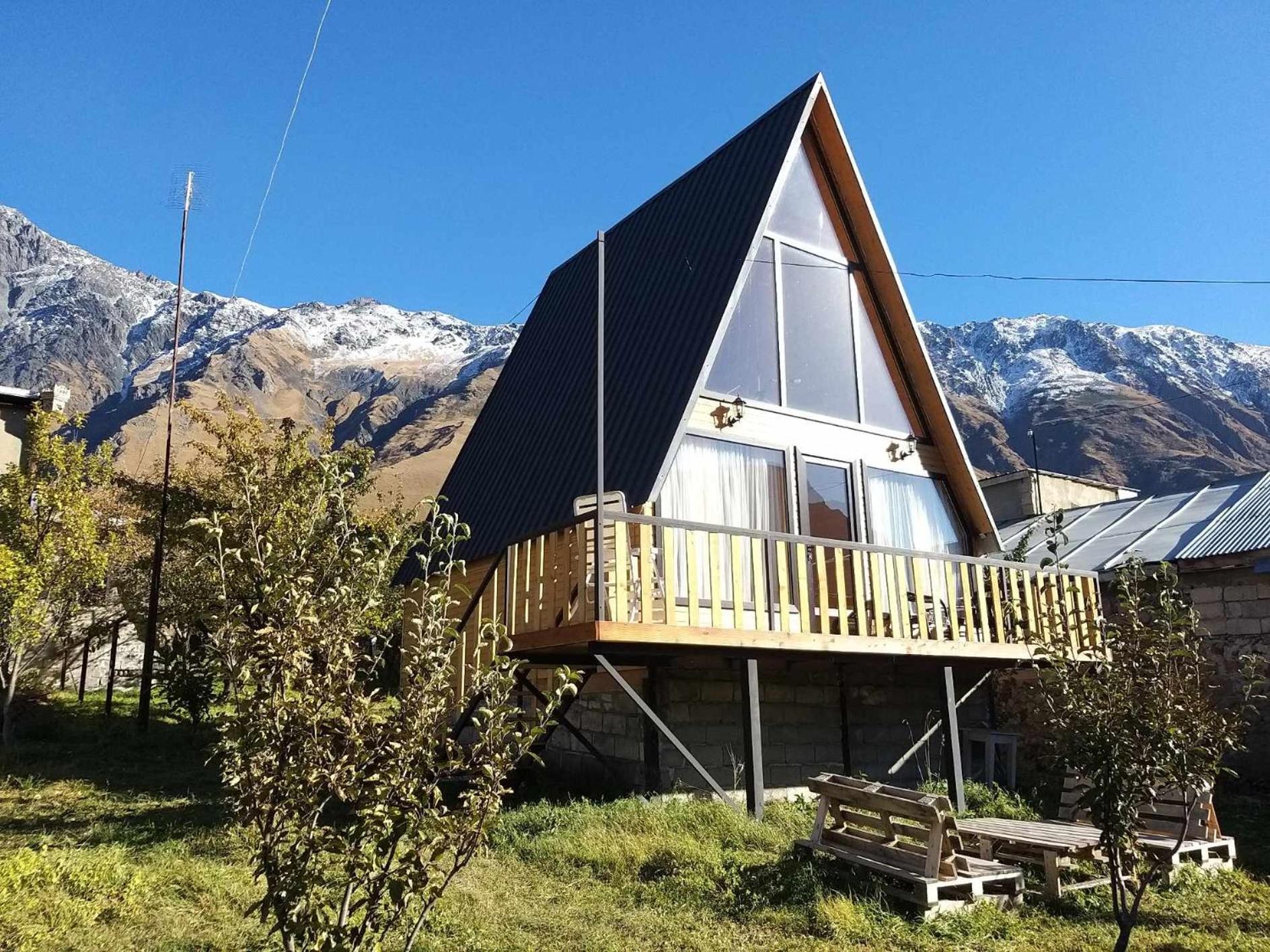 Emotion Kazbegi Apartment Екстериор снимка