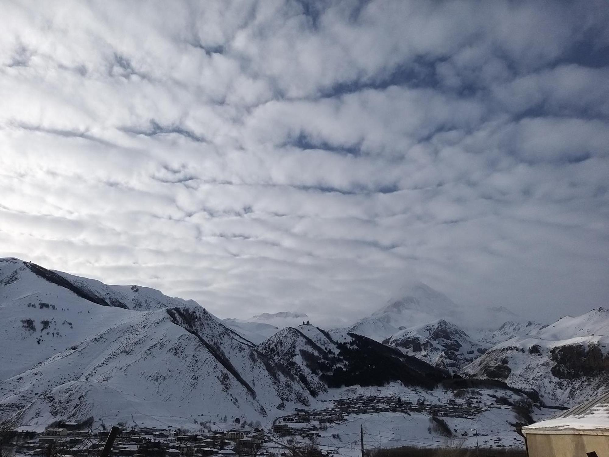 Emotion Kazbegi Apartment Стая снимка