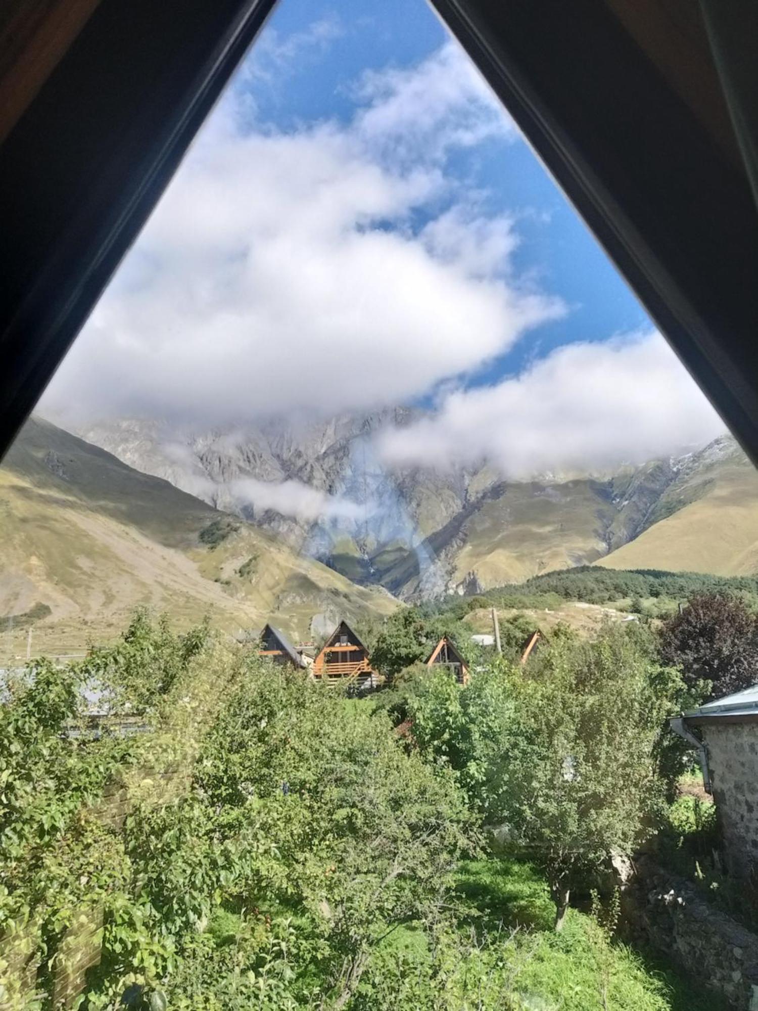 Emotion Kazbegi Apartment Стая снимка