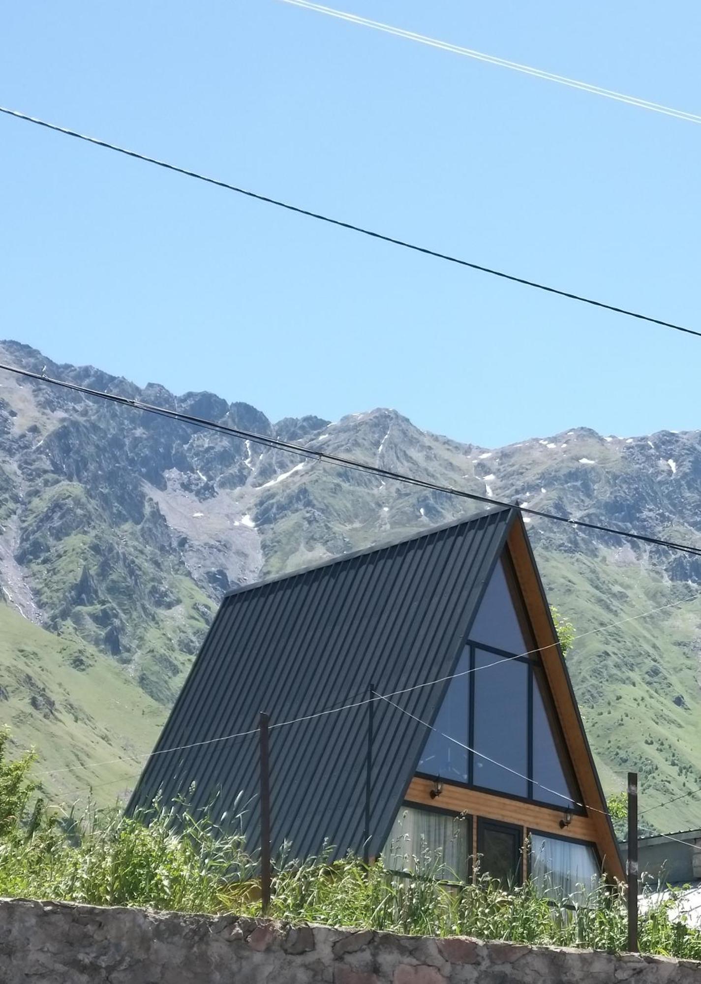 Emotion Kazbegi Apartment Екстериор снимка